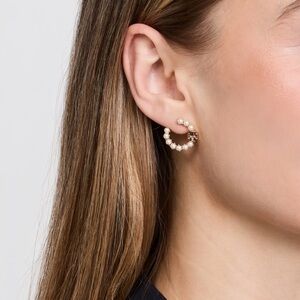 NWOT Tory Burch Kira Pearl Loop Earring